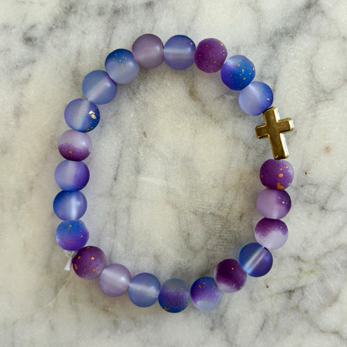 Lila perlenarmband mit - perlenarmband, kreuz